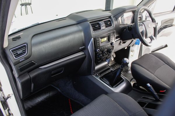 2022-Mahindra-Pik-Up-22-mHawk-S6-Single-Cab image:19