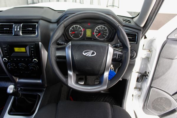 2022-Mahindra-Pik-Up-22-mHawk-S6-Single-Cab image:21