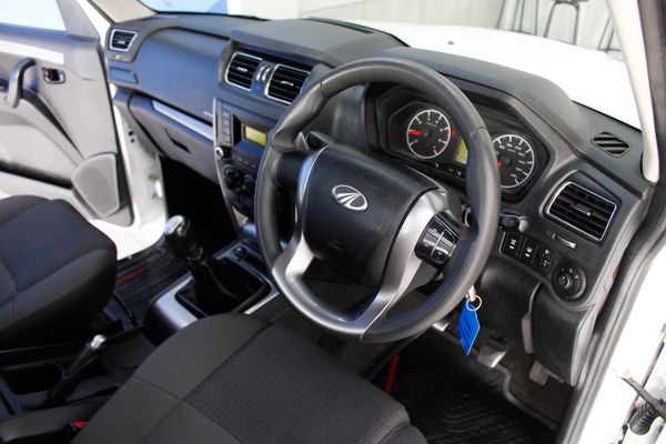 2022-Mahindra-Pik-Up-22-mHawk-S6-Single-Cab image:22
