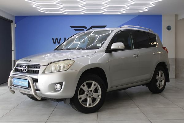 2013-Toyota-RAV4-22-D-4D-VX image:2