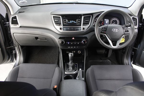2017-Hyundai-Tucson-20-Premium-Auto image:10