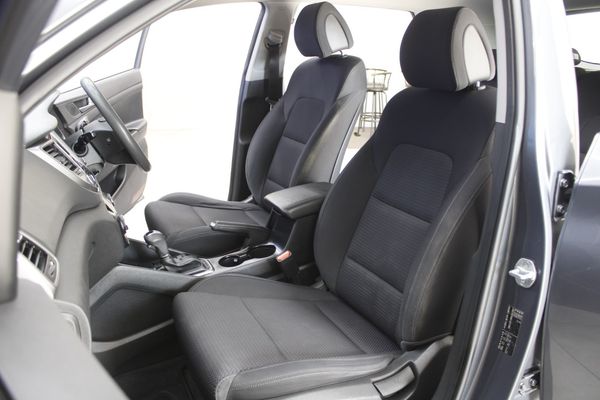 2017-Hyundai-Tucson-20-Premium-Auto image:11