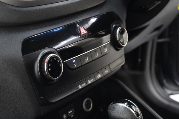 2017-Hyundai-Tucson-20-Premium-Auto image:22