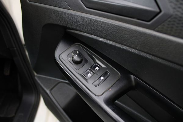 2022-Volkswagen-Caddy-Cargo-16i-81kw-Panel-Van image:20