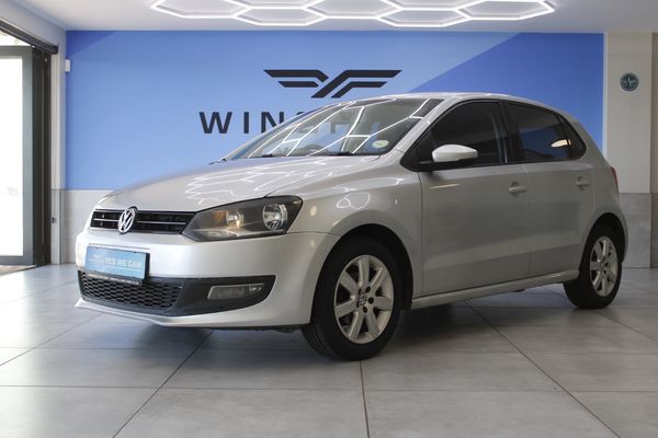 2013-Volkswagen-Polo-14-Comfortline-5-dr image:2