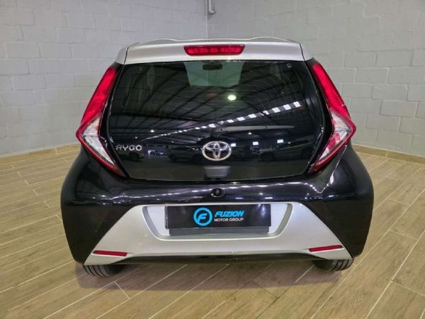 2020-Toyota-Aygo-10-X-Clusiv-5-dr image:9