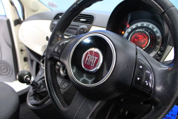 2012-Fiat-500-14-Lounge image:22