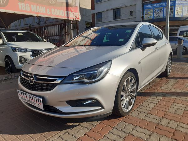 2017-Opel-Astra-16T-Sport-Plus-5-dr image:14