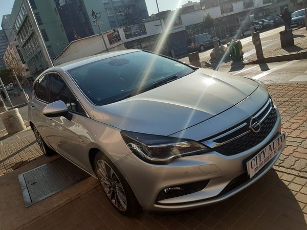 2017-Opel-Astra-16T-Sport-Plus-5-dr image:16