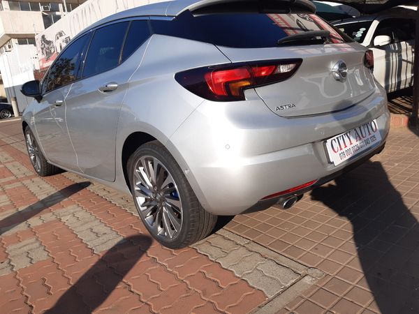 2017-Opel-Astra-16T-Sport-Plus-5-dr image:6