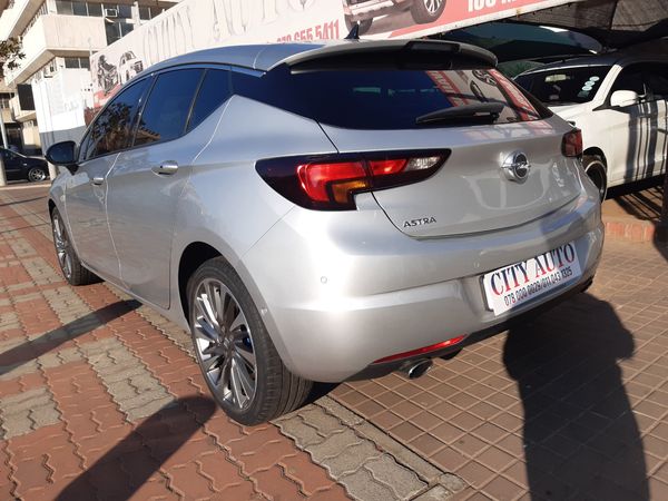 2017-Opel-Astra-16T-Sport-Plus-5-dr image:7