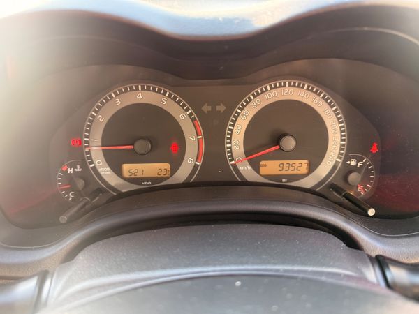 2017-Toyota-Corolla-16-Esteem image:6