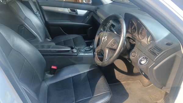2010-Mercedes-Benz-C-Class-C-180K-BlueEfficiency image:8