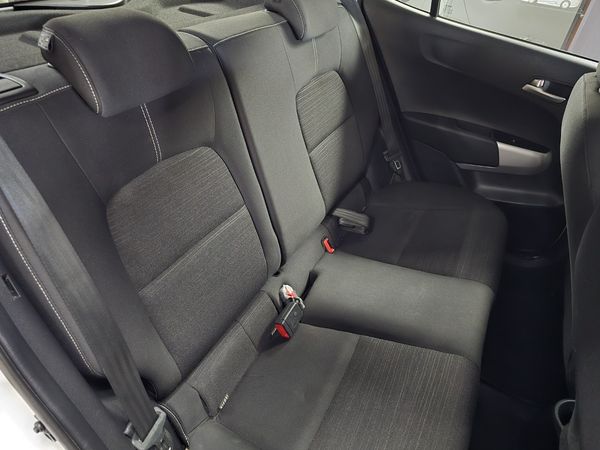 2022-Kia-Picanto-10-Street image:11