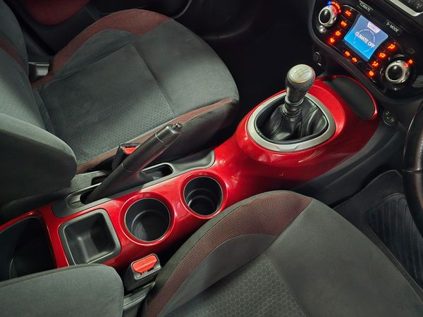 2015-Nissan-Juke-12T-Acenta image:10