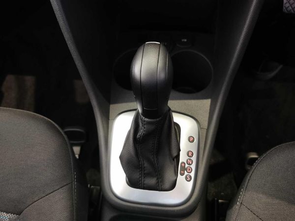 2026-Volkswagen-Polo-Vivo-16-Life image:8