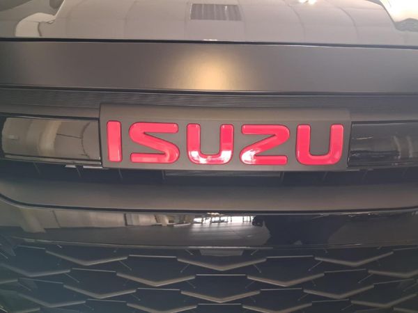 2026-Isuzu-D-Max-19-DDI-HR-X-Rider-Auto-Double-Cab image:8