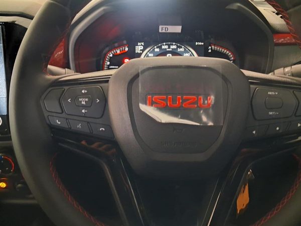 2026-Isuzu-D-Max-19-DDI-HR-X-Rider-4x4-Auto-Double-Cab image:16
