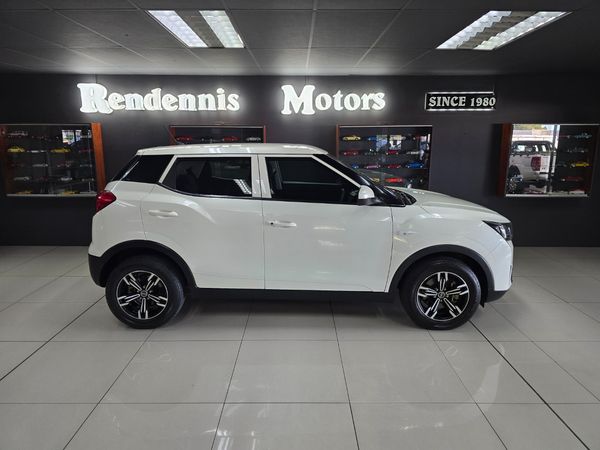 2022-Mahindra-XUV-300-12T-SE-W4 image:1