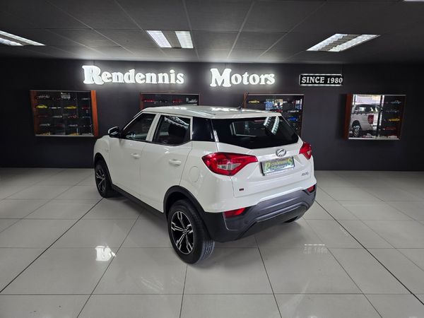 2022-Mahindra-XUV-300-12T-SE-W4 image:4