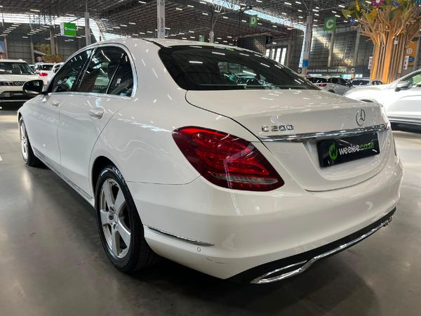 2015-Mercedes-Benz-C-Class-C-200-Avantgarde-Auto image:4