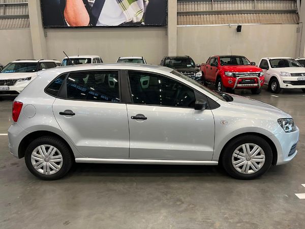 2019-Volkswagen-Polo-Vivo-14-Trendline-5-dr image:1