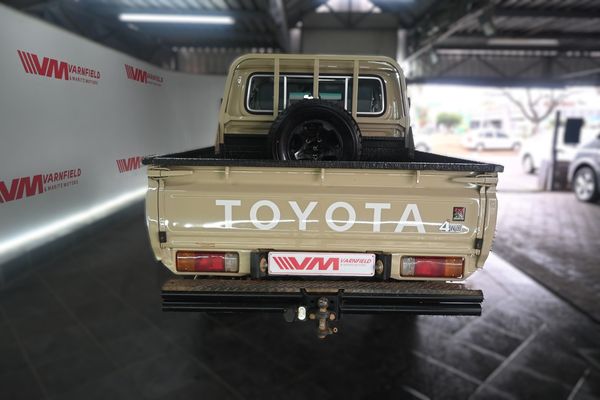 2024-Toyota-Land-Cruiser-79-28-GD-6-Auto-Double-Cab image:4