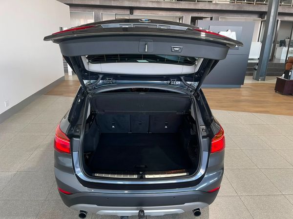 2016-BMW-X1-sDrive20d image:8