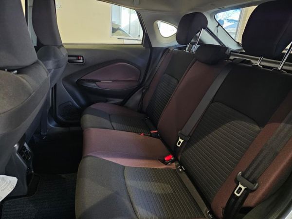 2025-Suzuki-Fronx-15-GL image:8