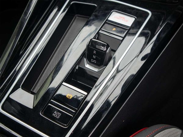 2024-Volkswagen-Golf-8-GTI-20-TSI-Auto image:16