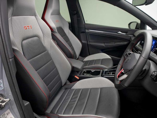2024-Volkswagen-Golf-8-GTI-20-TSI-Auto image:23