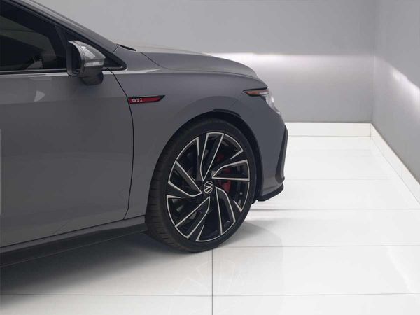 2024-Volkswagen-Golf-8-GTI-20-TSI-Auto image:6