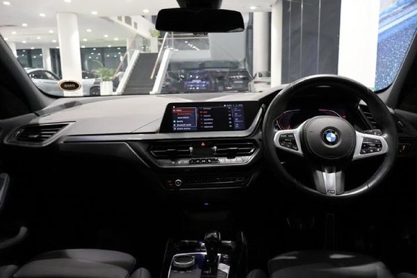 2023-BMW-1-Series-118i-M-Sport image:10