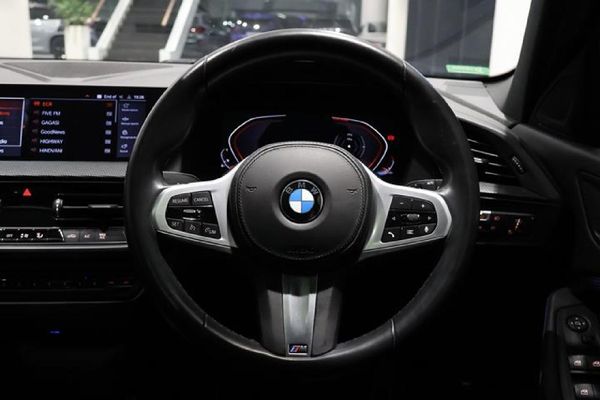 2023-BMW-1-Series-118i-M-Sport image:16