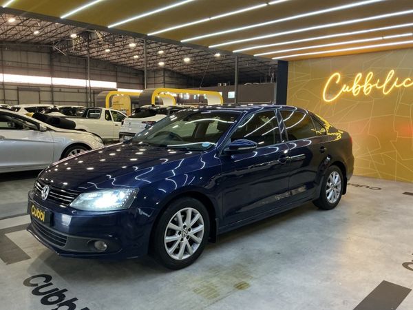2013-Volkswagen-Jetta-VI-14-TSI-Comfortline image:2