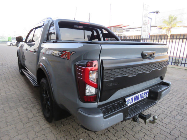2022-Nissan-Navara-25-DDTi-PRO-2X-Auto-Double-Cab image:5