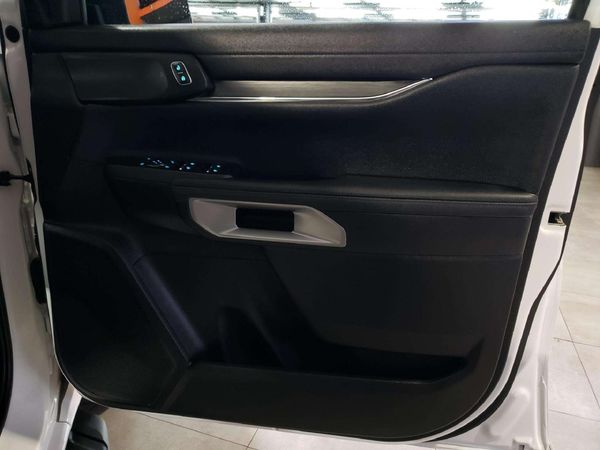 2025-Ford-Everest-20D-Bi-Turbo-XLT-Auto image:10