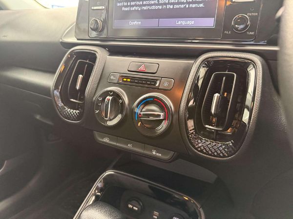 2023-Kia-Sonet-15-LX-CVT image:18