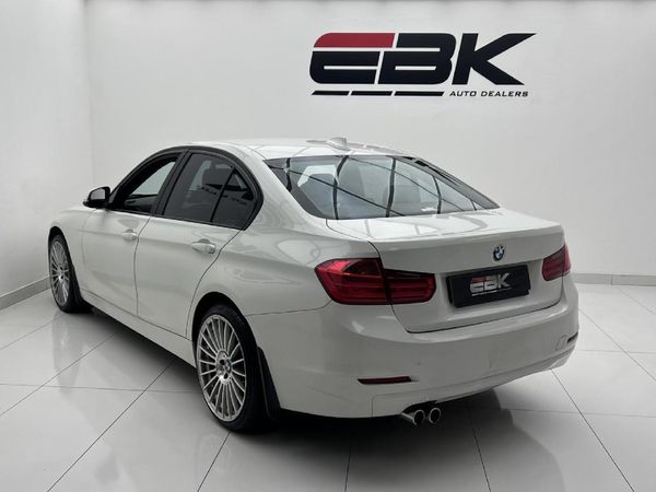 2014-BMW-3-Series-328i-M-Sport image:2