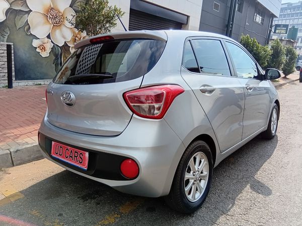 2019-Hyundai-Grand-i10-10-Motion image:5