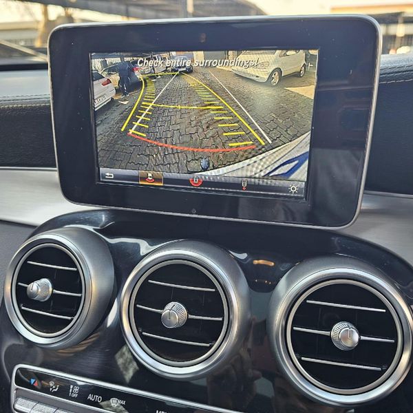 2016-Mercedes-Benz-GLC-Coupe-220d-Exclusive image:13