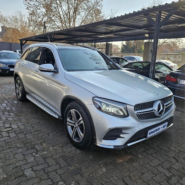 2016-Mercedes-Benz-GLC-Coupe-220d-Exclusive image:2