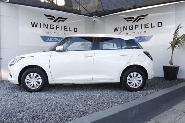2025-Suzuki-Swift-12-GL image:1