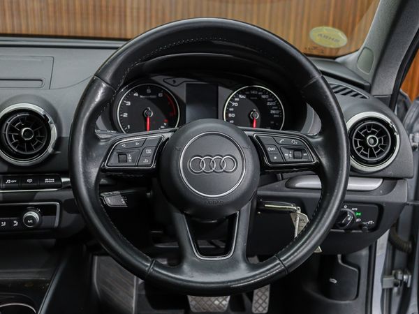 2020-Audi-A3-Sportback-10-TFSI-Auto-30-TFSI image:10