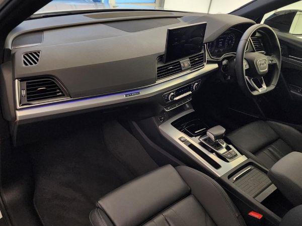 2023-Audi-Q5-Sportback-quattro-S-Line-Auto-40-TDI image:5