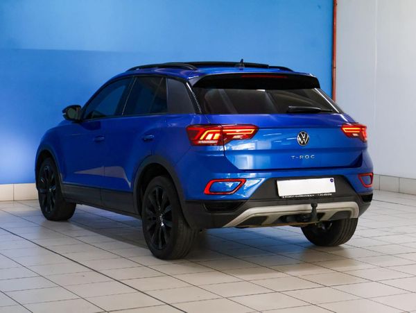 2022-Volkswagen-T-Roc-14-TSI-Design-Auto image:10