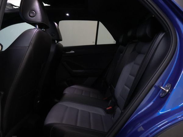 2022-Volkswagen-T-Roc-14-TSI-Design-Auto image:21