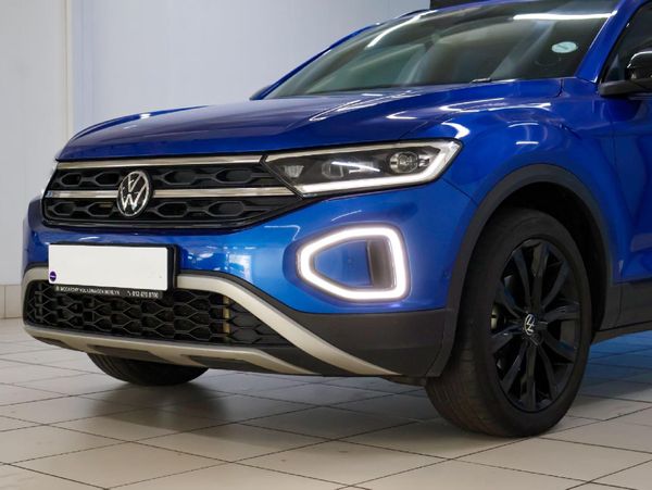 2022-Volkswagen-T-Roc-14-TSI-Design-Auto image:6