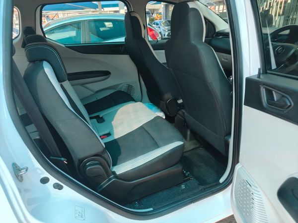 2022-Renault-Triber-10-Dynamique image:10