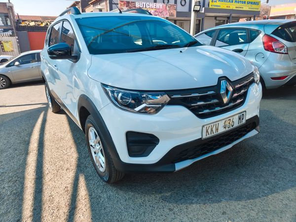 2022-Renault-Triber-10-Dynamique image:1